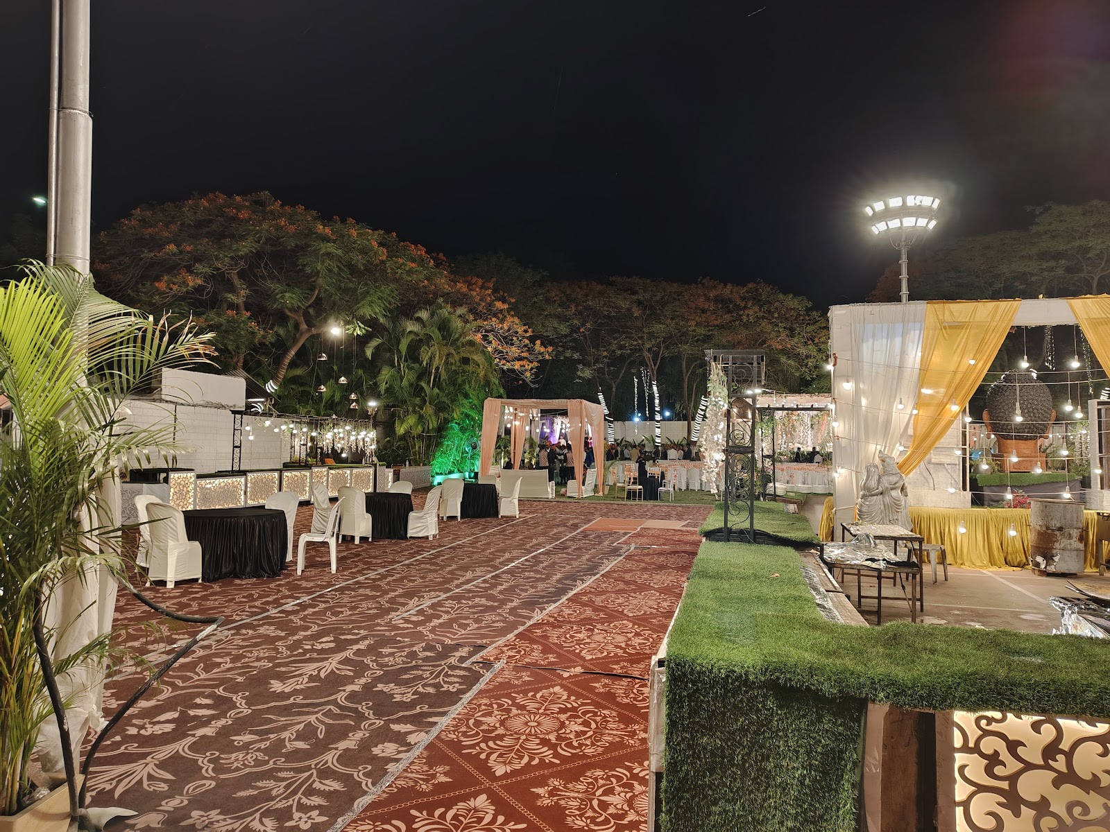 Ladies Club Lawn — Tennis in Ravi Nagar, Nagpur